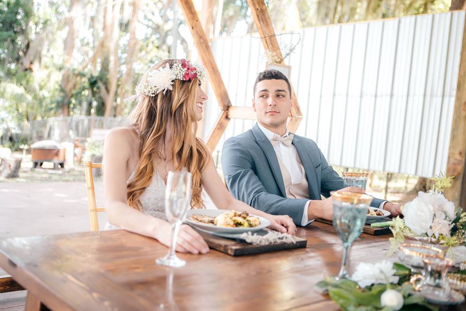 Bride and groom dinner
